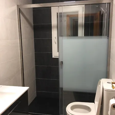 Koselig Og Moderne I Med Gratis Wifi Og Ac Сasa de vacaciones